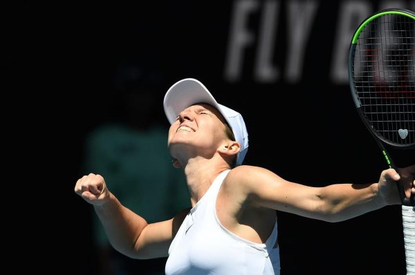 Muguruza beats Halep, to meet Kenin in final