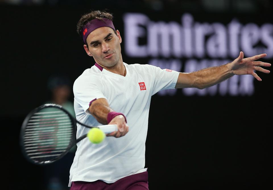 Federer Moves Into Australian Open Quarterfinals